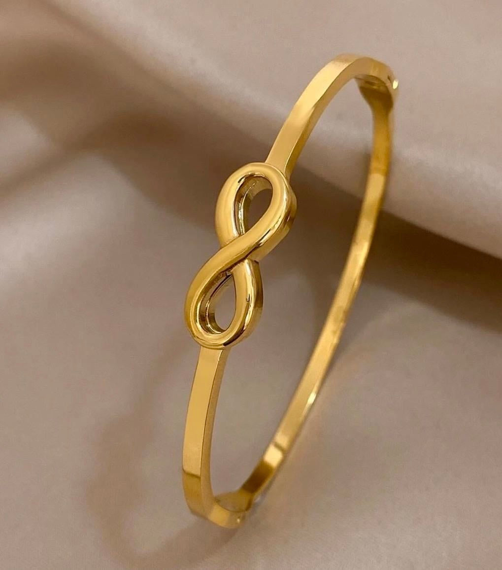 Infinity bracelet