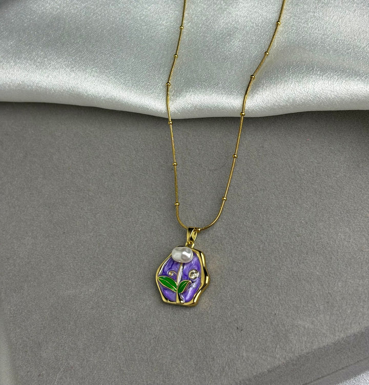 Tulip charm necklace