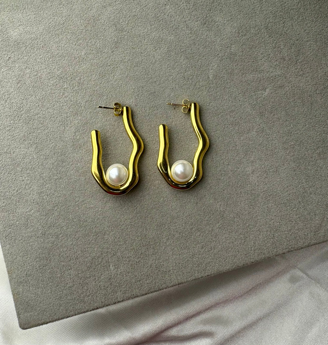 Pearl Drops