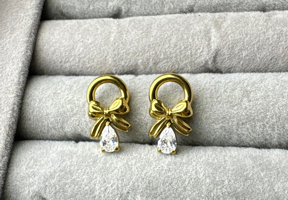 Bow Stone Studs