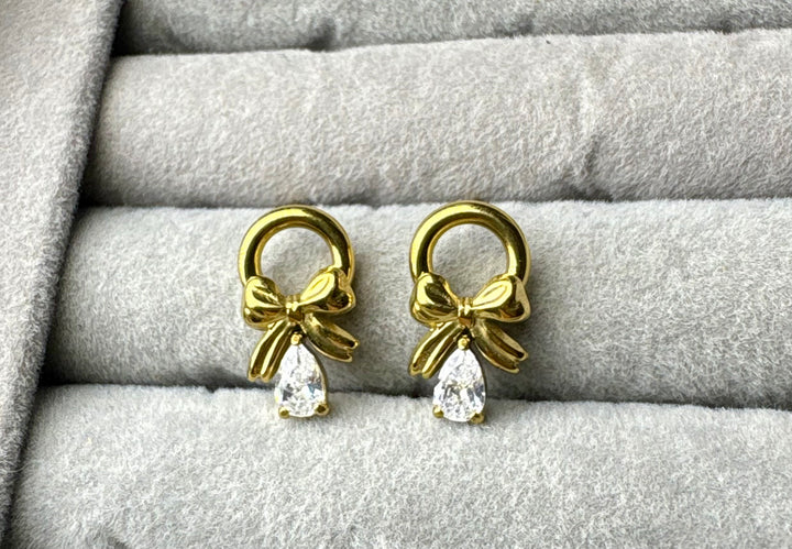 Bow Stone Studs