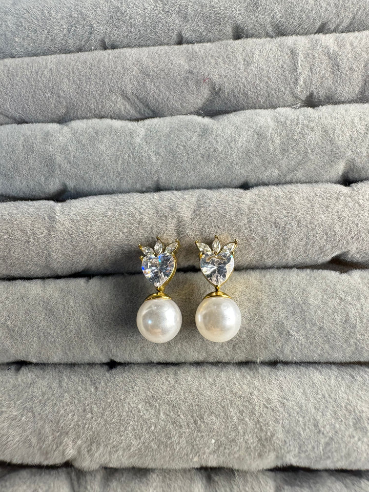 Ivory Pearl Studs