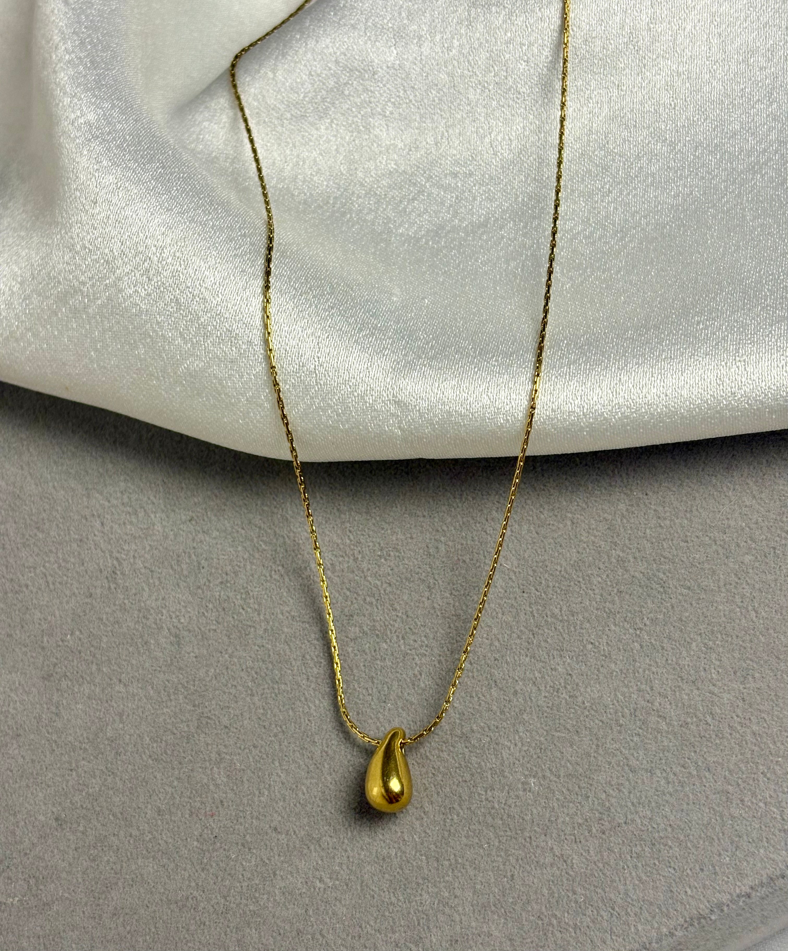 Drop pendant Chain