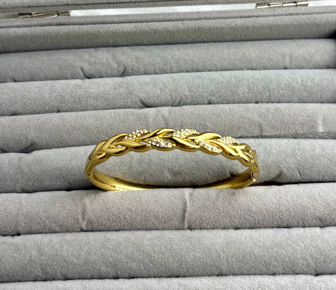 Infinite Leaf Ad Bracelet