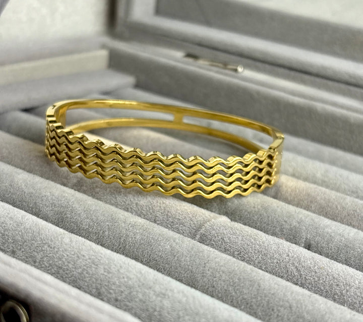 Radiant Wave Bracelet