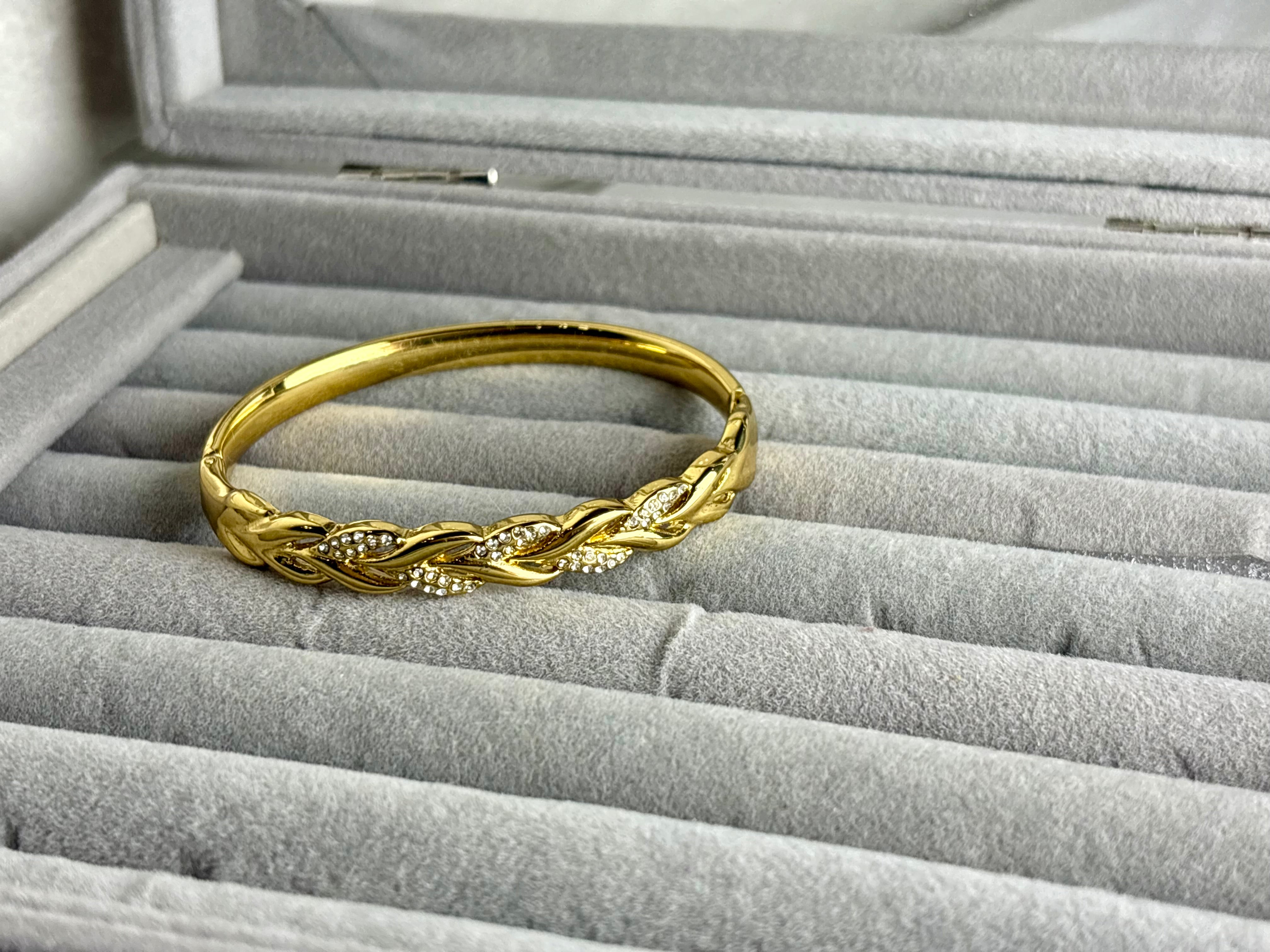 Infinite Leaf Ad Bracelet