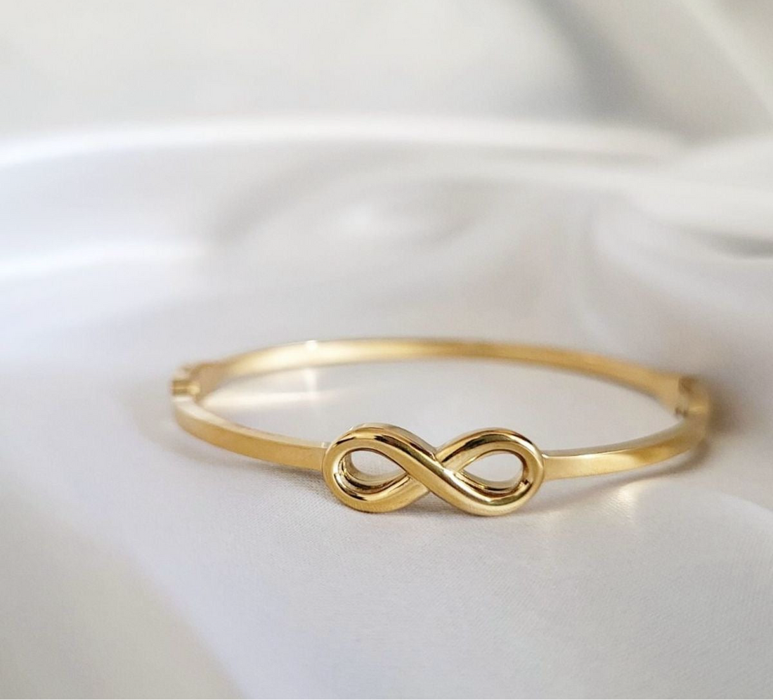 Infinity bracelet