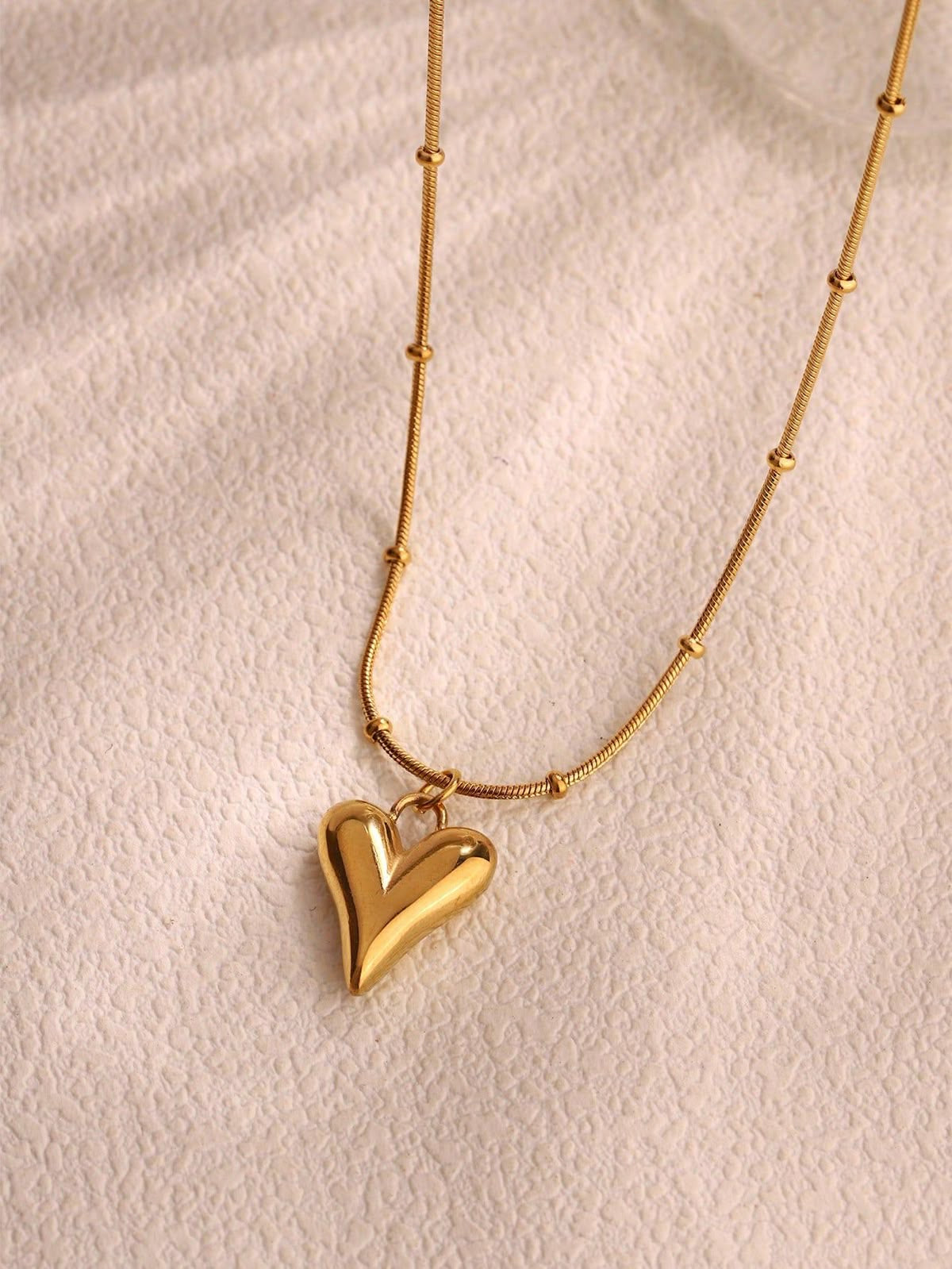 Heart line chain necklace 